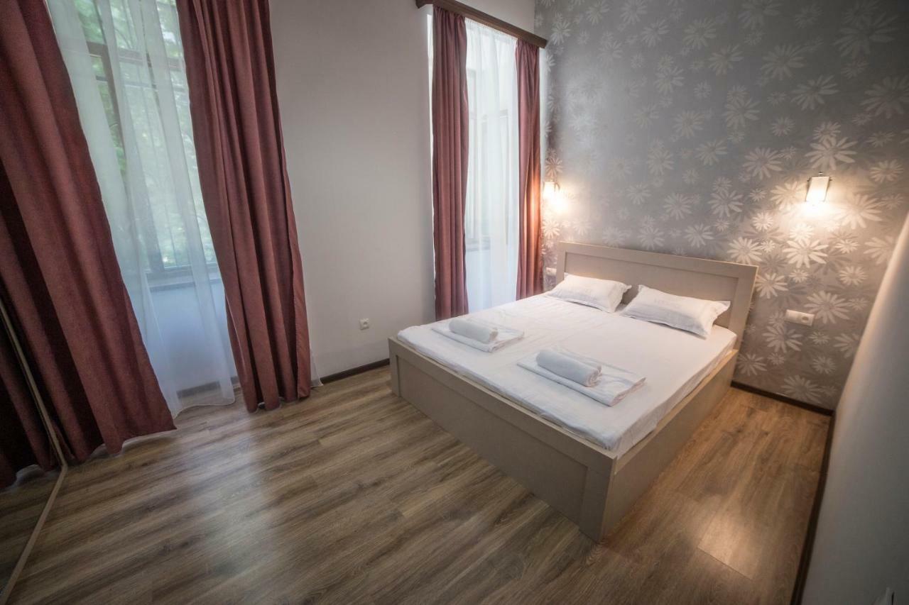 Your Apartment In This City N2 Tbilisi ภายนอก รูปภาพ